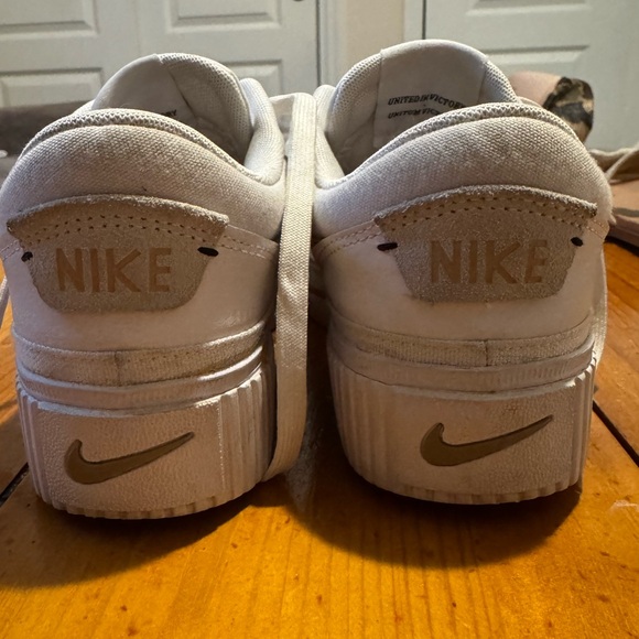 Nike Legacy Court Lift Sneaker - Picture 2 of 7